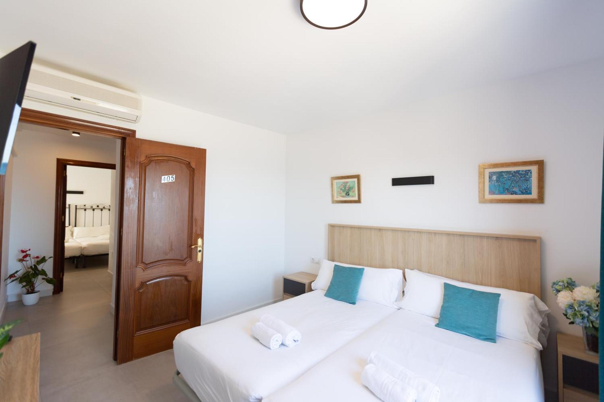 Hotel Mediterraneo By Croma Estepona Buitenkant foto