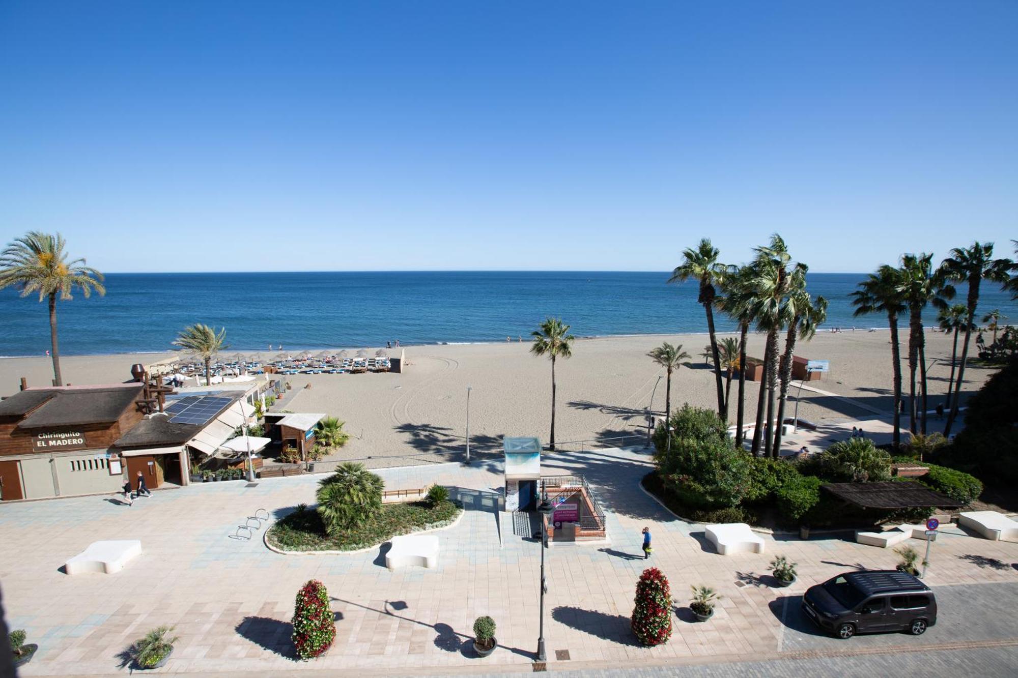 Hotel Mediterraneo By Croma Estepona Buitenkant foto